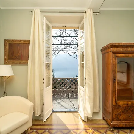 Apartment The Poets House Overlooking Moltrasio
